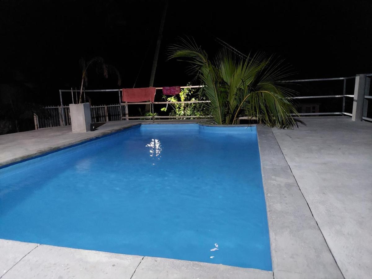 Hotel Le Pandanus Quatre Vents Exterior foto